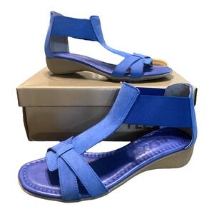 The FLEXX 'Band Together' Sandal size 9